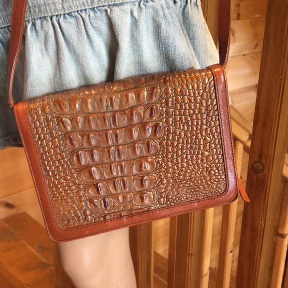 Brahmin Handbags - VINTAGE BRAHMIN PUSE